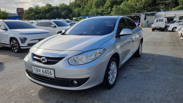 Renault SM3