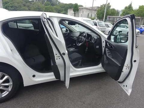 Mazda Axela Sport