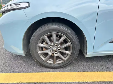 Baojun RC-5