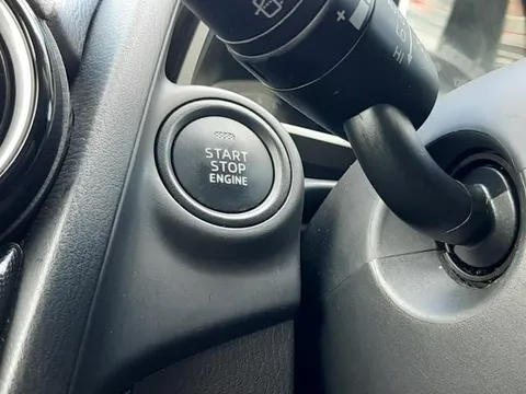 Mazda Mazda2 (Demio)