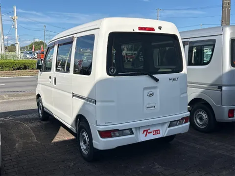 Daihatsu Hijet Cargo