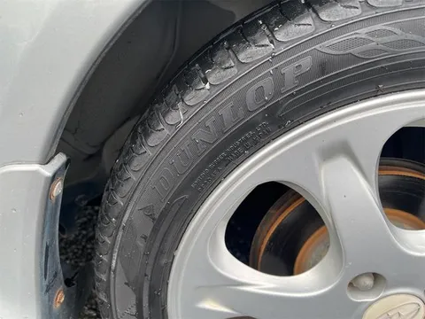 Subaru R1