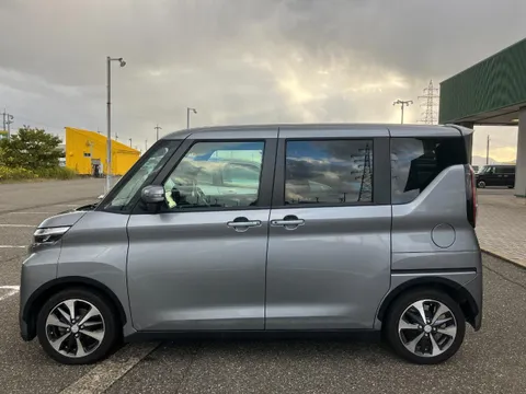 Mitsubishi eK X Space