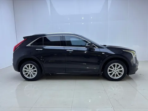 Cadillac XT4