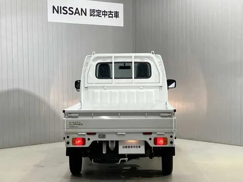 Nissan Clipper Truck