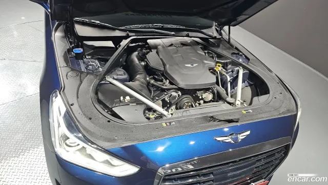 Genesis G90 (EQ900)