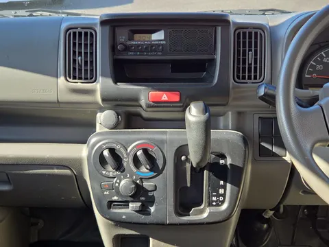 Nissan Clipper
