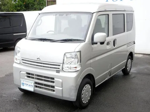 Mitsubishi Minicab Van