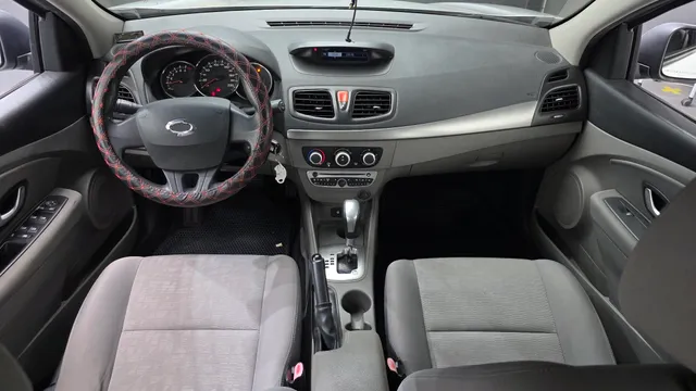 Renault SM3