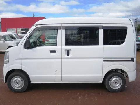 Nissan Clipper