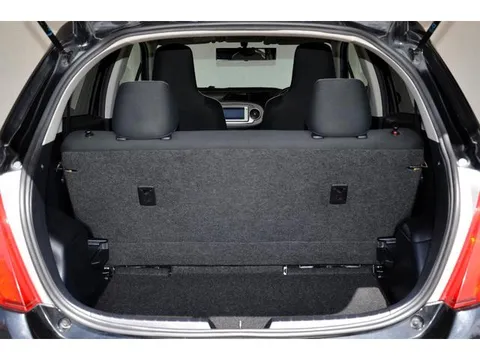 Toyota Yaris (Vitz)