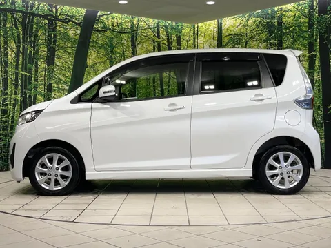 Mitsubishi eK Custom