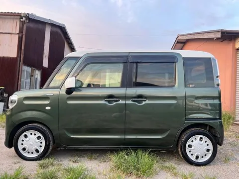 Suzuki Spacia