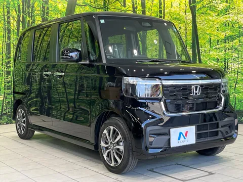 Honda N-BOX Custom
