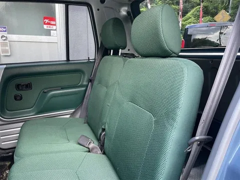 Daihatsu Naked