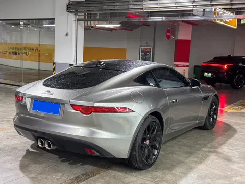 Jaguar F-Type