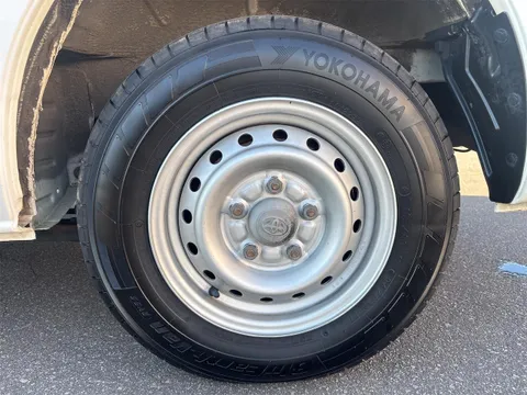 Toyota TownAce Van