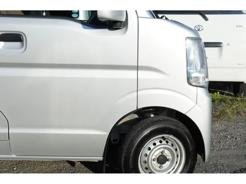 Nissan Clipper