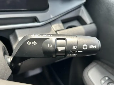 Nissan Note Aura