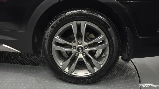 Hyundai Grand Santa Fe (Maxcruz)