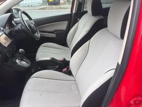 Mazda Mazda2 (Demio)