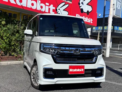 Honda N-BOX Custom