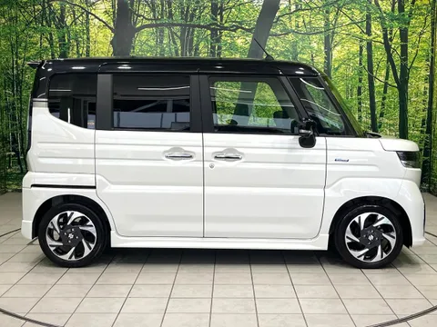Suzuki Spacia Custom
