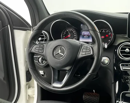 Mercedes-Benz Mercedes-Benz GLC