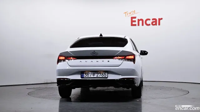 Hyundai Elantra (Avante)