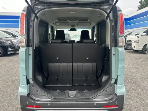 Suzuki Spacia Gear