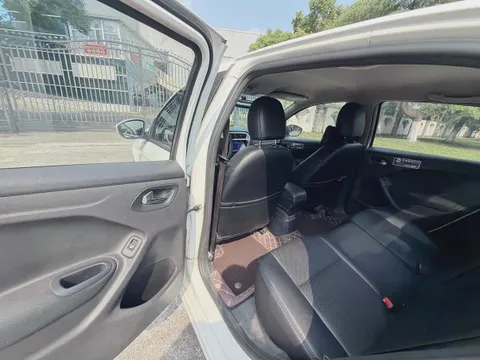 Peugeot 301
