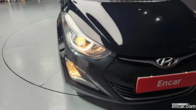 Hyundai Elantra (Avante)