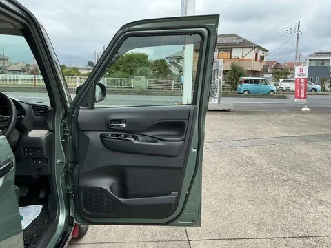 Mitsubishi Delica Mini