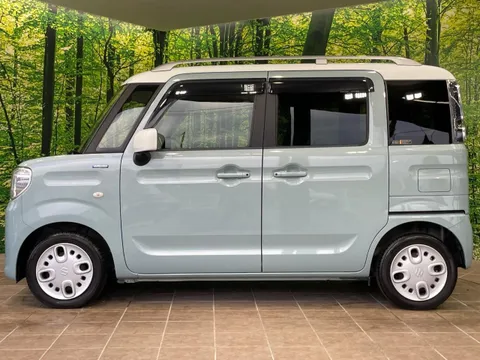 Suzuki Spacia