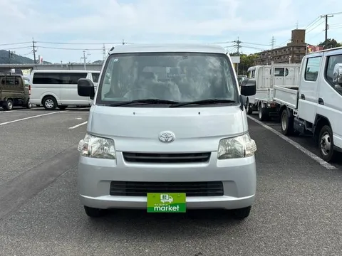 Toyota TownAce Van