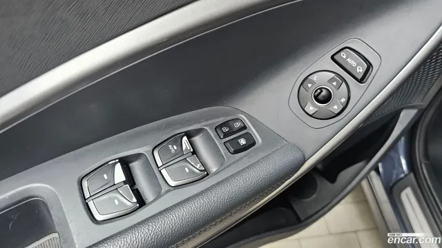 Hyundai Grand Santa Fe (Maxcruz)