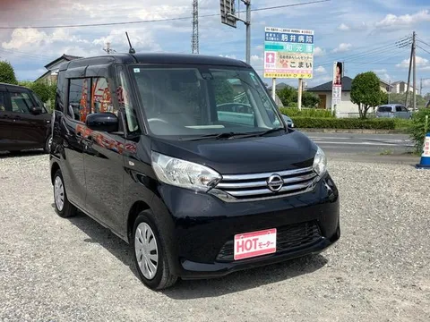 Nissan Dayz Roox