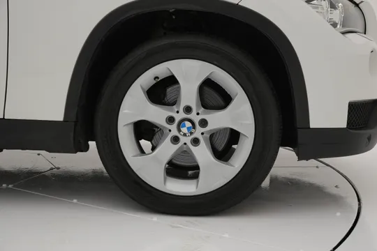 BMW BMW