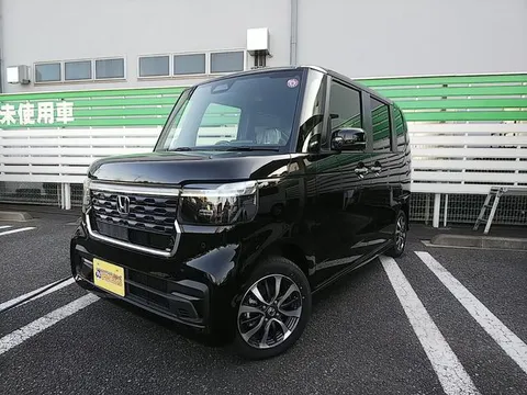 Honda N-BOX Custom
