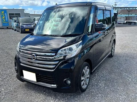 Nissan Dayz Roox