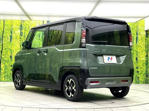 Mitsubishi Delica Mini