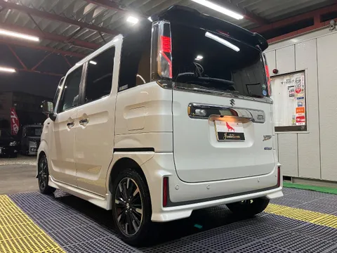 Suzuki Spacia Custom