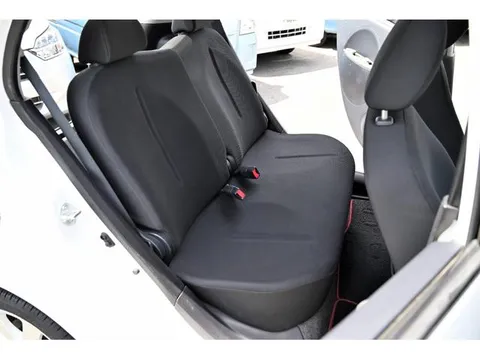Mitsubishi I