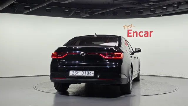 Renault Talisman (SM6)