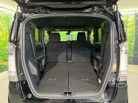 Honda N-BOX Slash