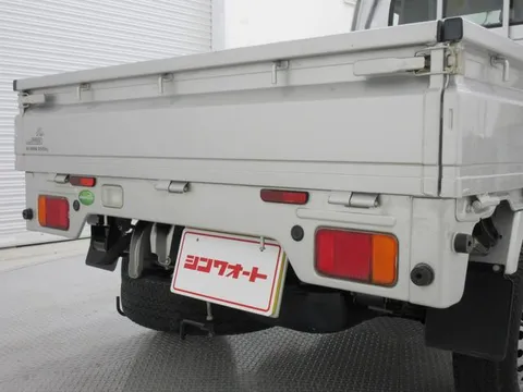 Nissan Clipper Truck