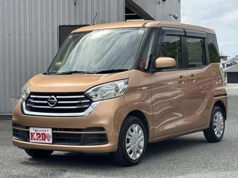Nissan Dayz Roox