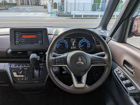 Mitsubishi eK X Space