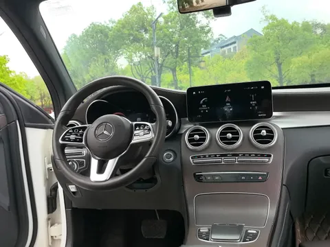 Mercedes-Benz Mercedes-Benz GLC