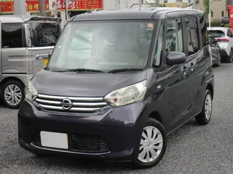Nissan Dayz Roox